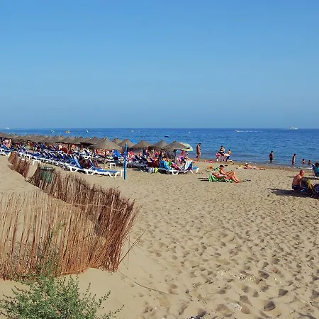 Apartamento Alvarito Playa Apartment *
